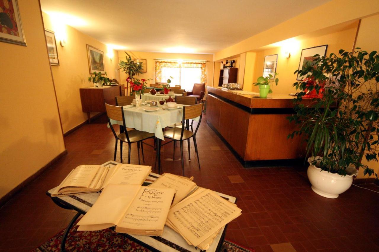 Albergo I Longobardi Chiusi Eksteriør bilde